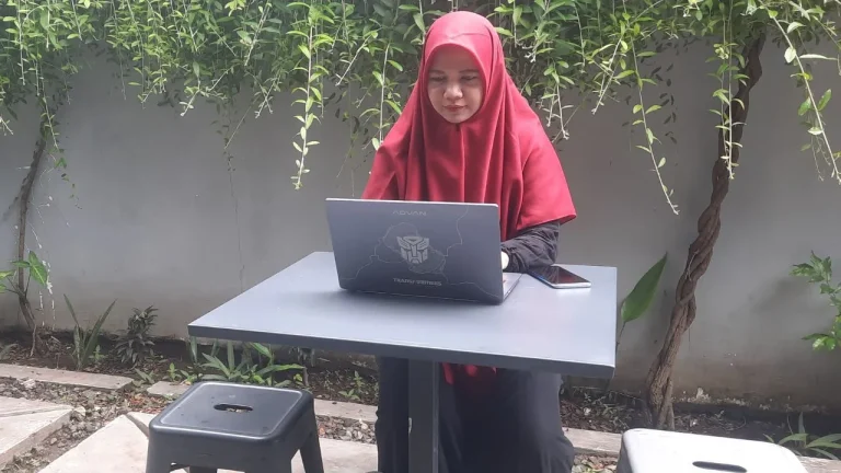 menulis fiksi dengan teknik dramatisasi