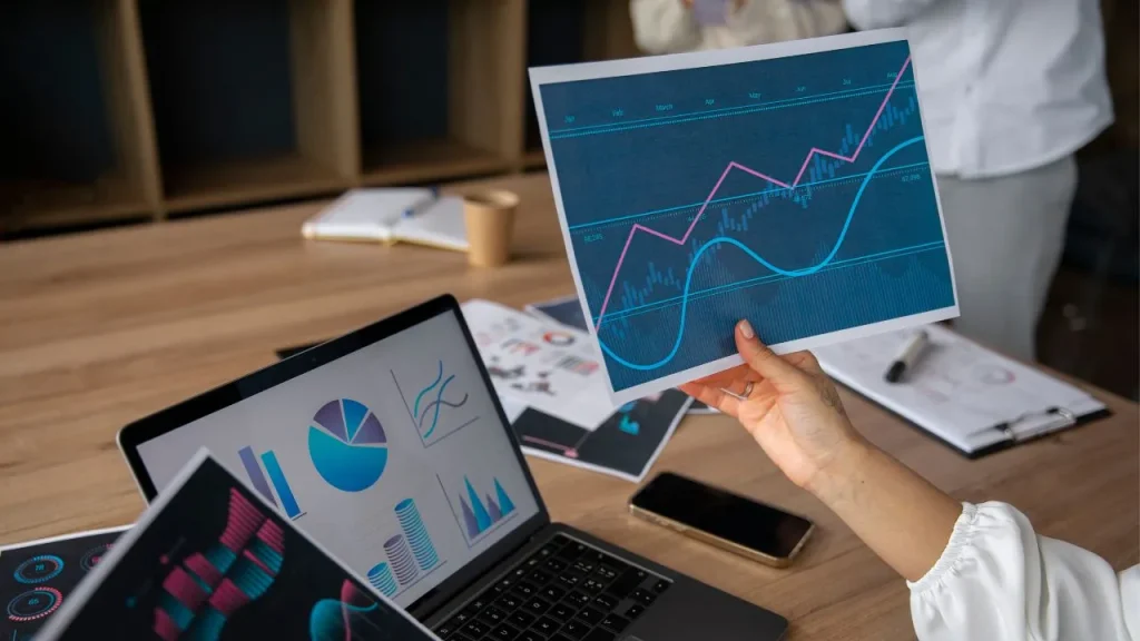 Menganalisis Data Insight Facebook